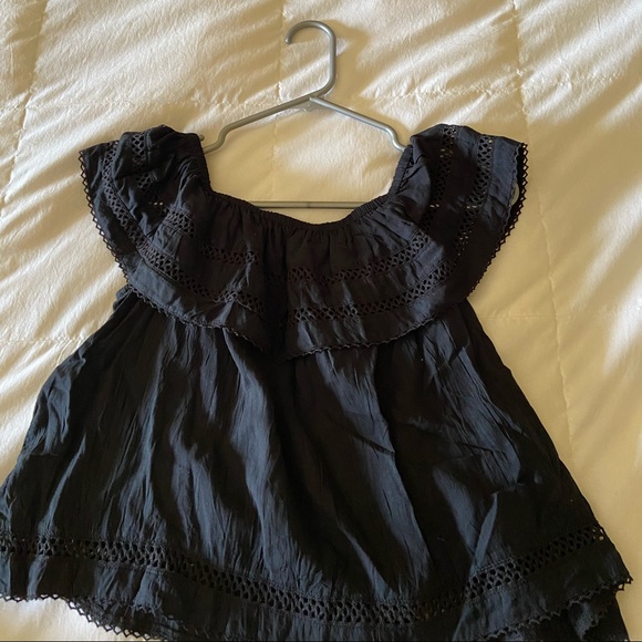 Aritzia Hollande Blouse - Picture 3 of 8